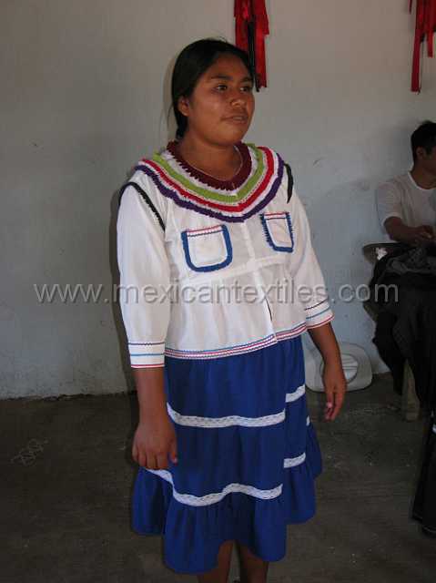 presidio_cora_03.JPG - Cora women in traditional dress in Presido de los Reyes, Ruiz, Nayarit