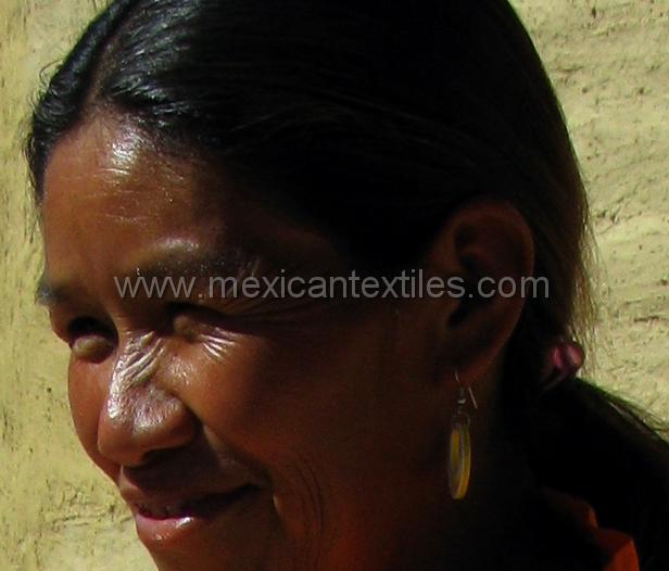 tepehuano_woman_01.jpg - Documentation of tepehuano indigenous textiles from Huajicori, Nayarit, Mexico. Close up of our participant.