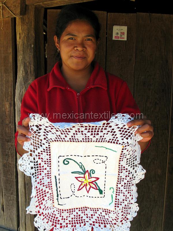 tepehuano_women_01.JPG - Documentation of tepehuano indigenous textiles from Huajicori, Nayarit, Mexico
