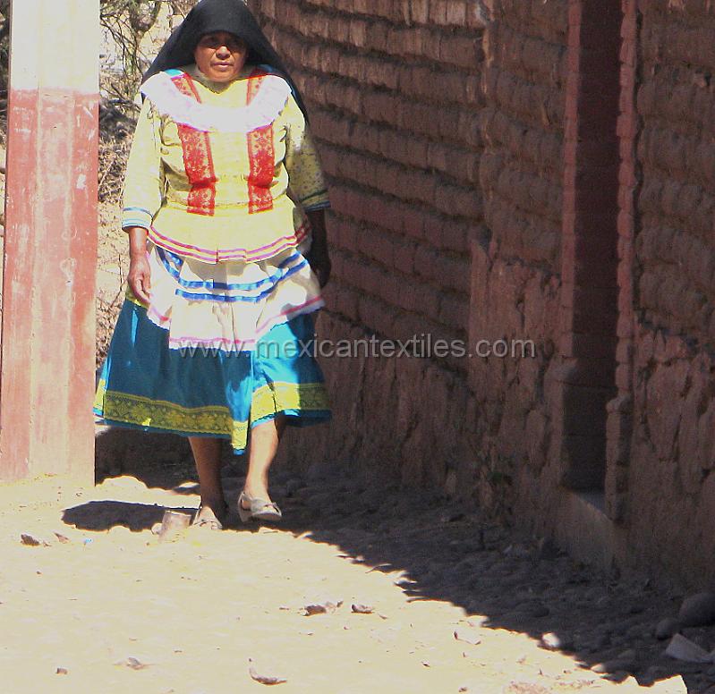 tepehuano_durango_10.jpg - Tepehuano woman on the street in Jesus Maria, Nayar, Nayarit, Mexico .
