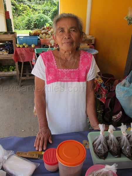 mayan_becal_18.JPG - Documantary photos of villages of Calkani, Campeche november 2011
