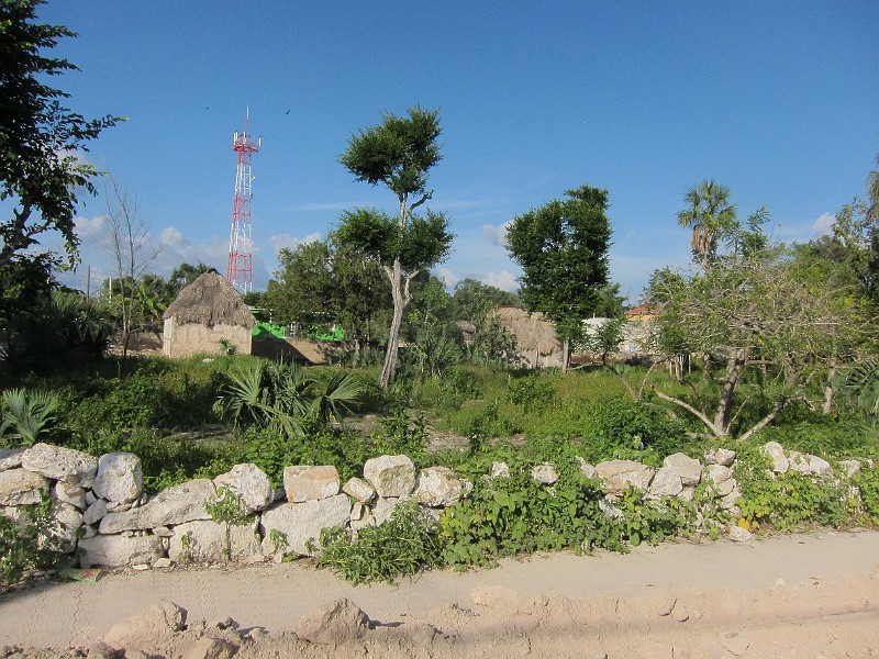 mayan_nunkini03.JPG - Documantary photos of villages of Calkani, Campeche november 2011