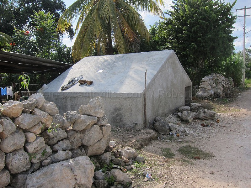 mayan_santacruz12.JPG - Documantary photos of villages of Calkani, Campeche november 2011