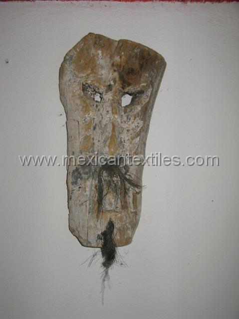 mazatlan_mazateca__06.JPG - Old mask I found hung in a home in town.