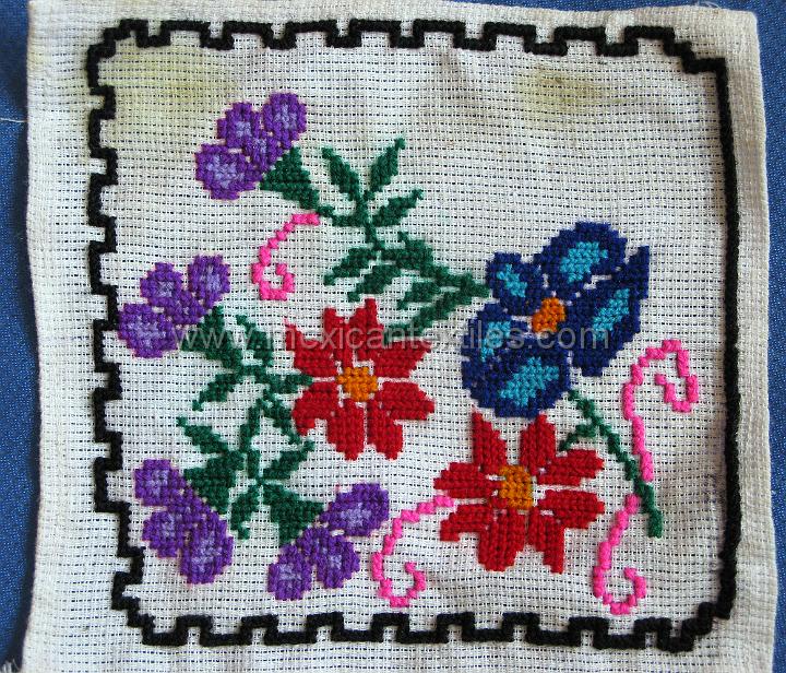 sn_antonio_embroiderey_05.JPG - Otomi indian embroidery from San Antonio Huehuetla, Hidalgo, napkin , floral design