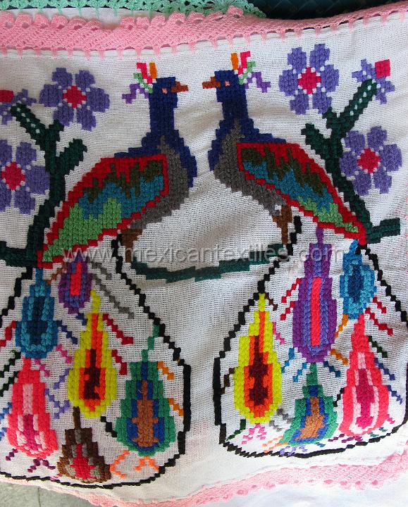 sn_antonio_embroiderey_28.JPG - Otomi indian embroidery from San Antonio Huehuetla, Hidalgo, tortilla cloth , peacocks.
