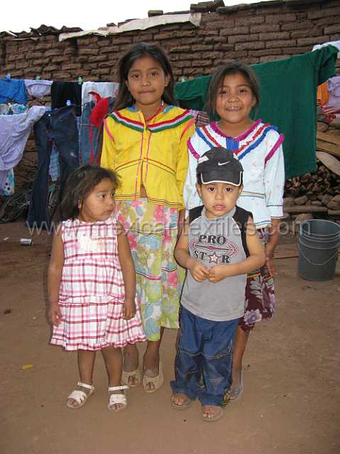 cora_women_07.JPG - Young Cora girls in Jesus Maria, Del Nayar, Nayarit, Mexico