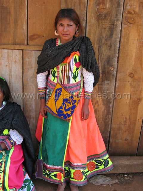 cora_bueaty.JPG - This young woman is my favorite of all my pictures, she was photographed on the second day of the festival.