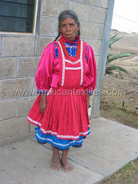 lady_mazahua.JPG